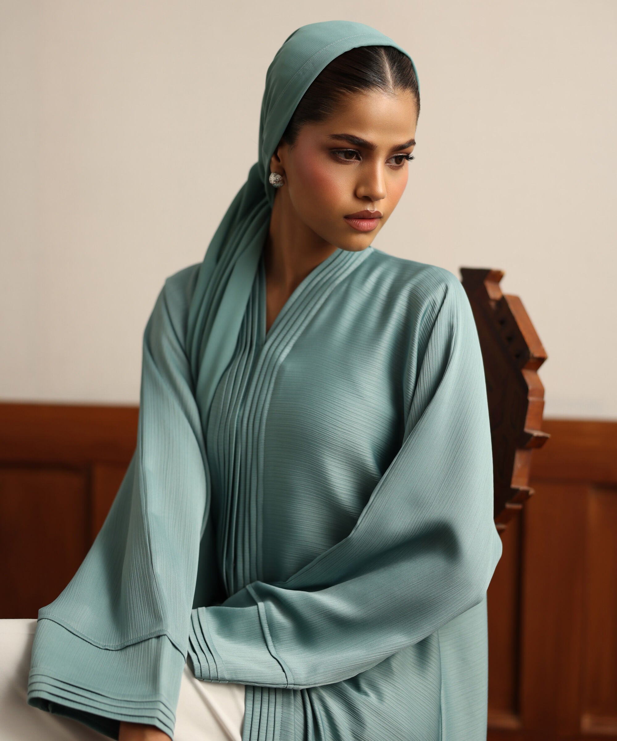 Pleated Abaya Set