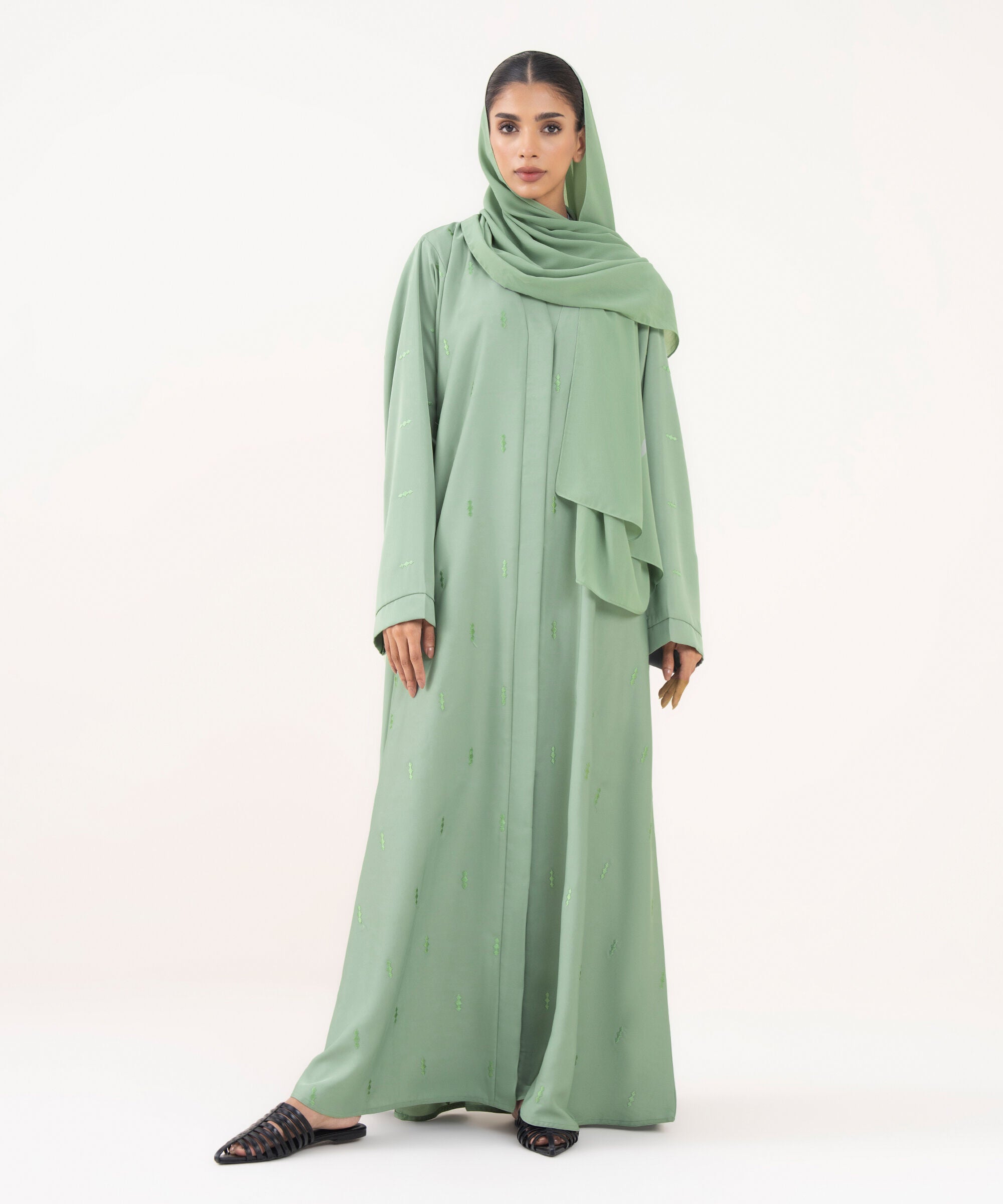 Embroidered Abaya Set