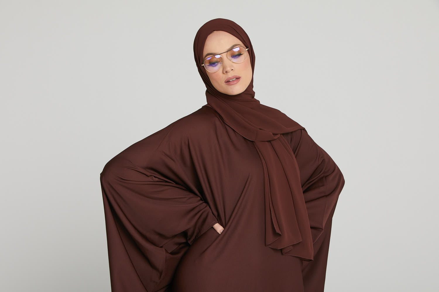 Mahogany Closed Farasha